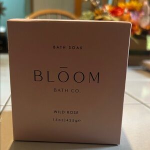 Bloom Wild Rose Bath Soak - NWOT